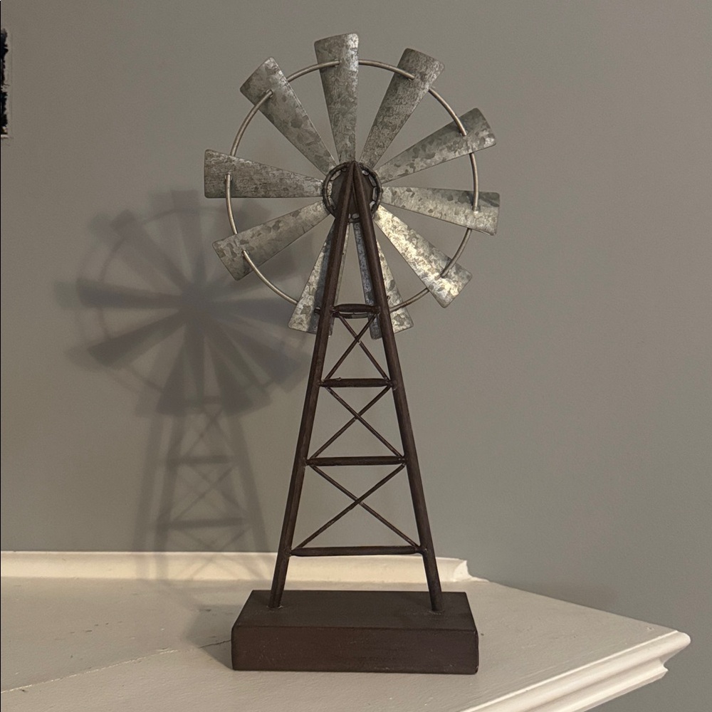 Windmill decor - Picture 2 of 4